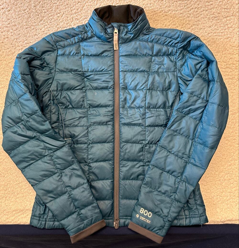 GoLite Womens 800 Pertex Microlight Eco Down Puffer Jacket Size XS